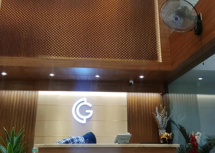 Grand Courtyard Business Hotel, Saligramam Chennai